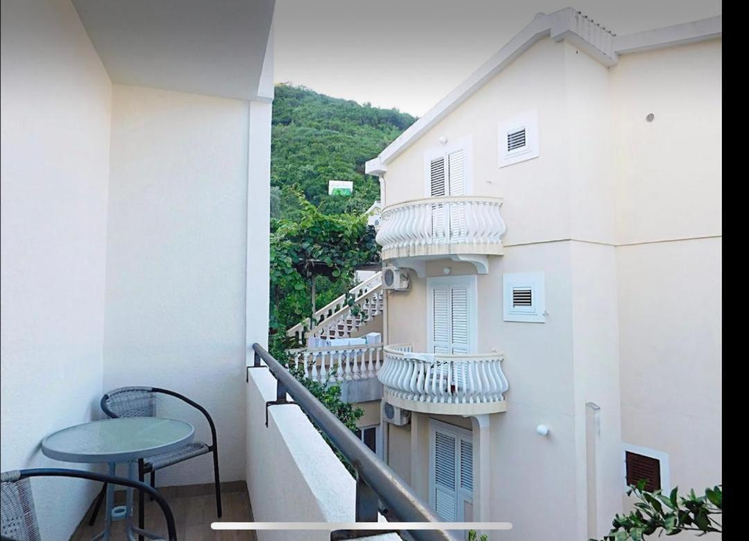 Apartments Lekic Budva Exteriör bild