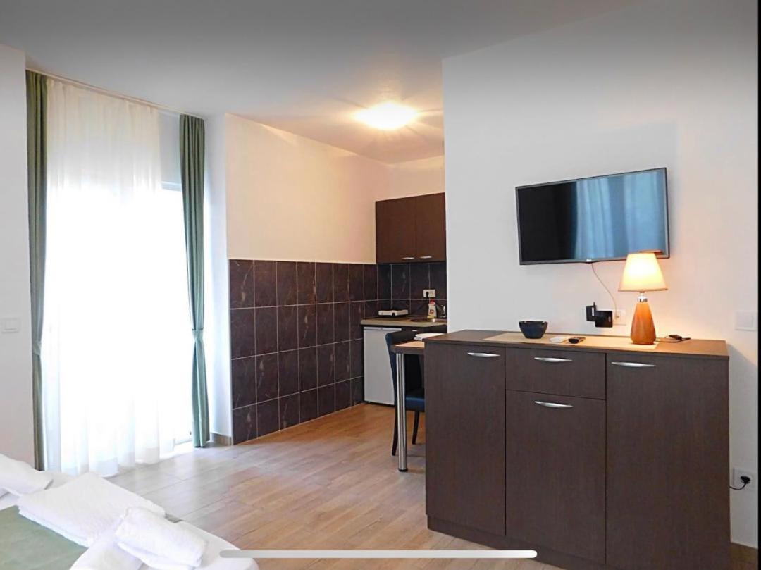 Apartments Lekic Budva Exteriör bild